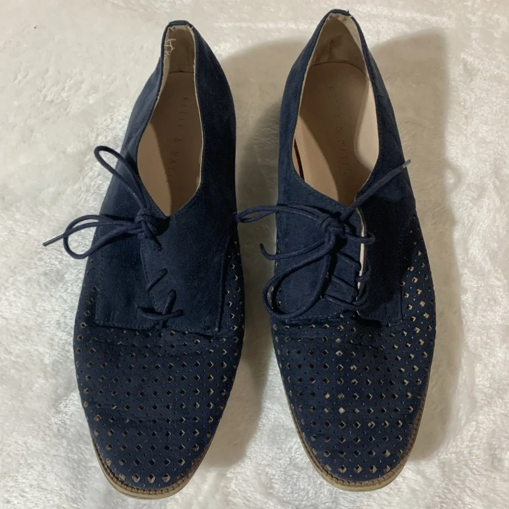 Navy Blue Suede Shoes, Women's Size 8.5, Kelly & Katie